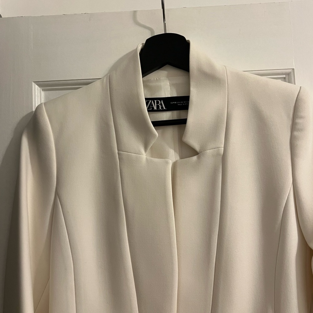 Zara White Blazer